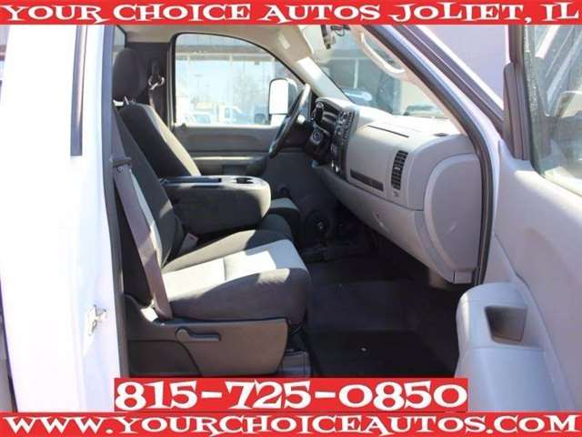 2009 GMC Sierra 2500HD 4x4 Work Truck 2dr Regular Cab LB